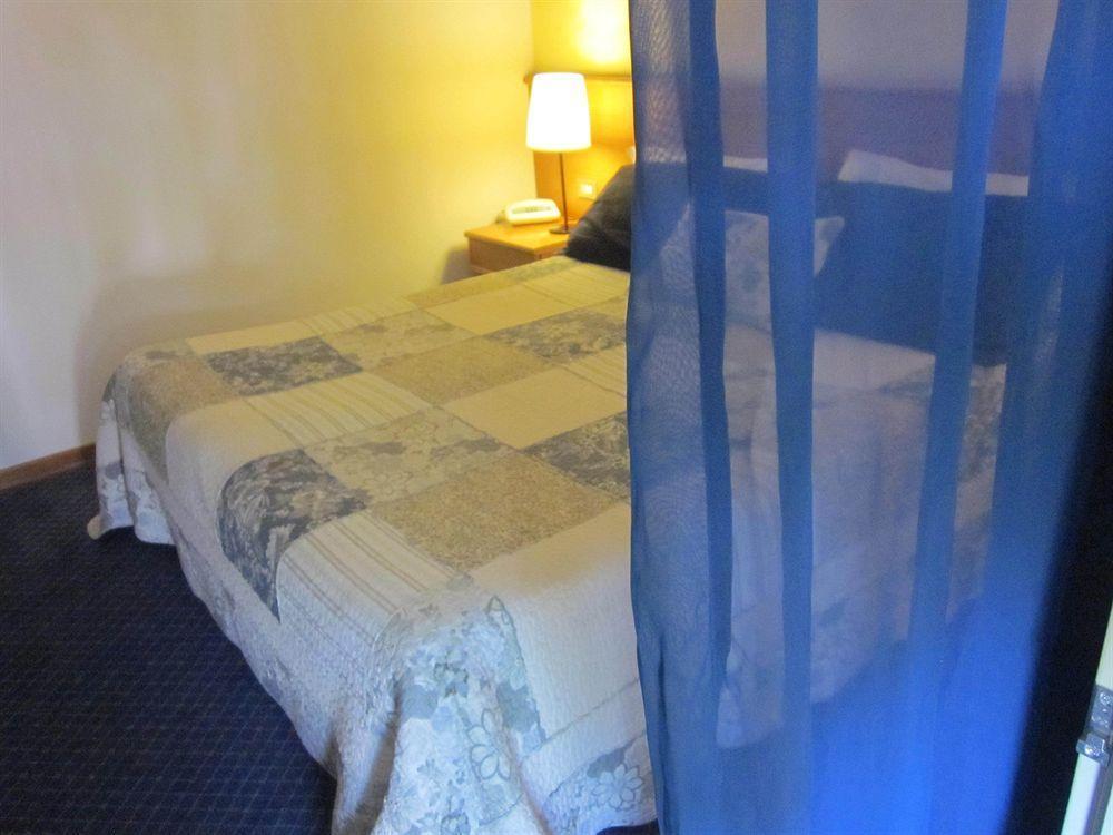 Hotel Marina Torri Del Benaco Ngoại thất bức ảnh